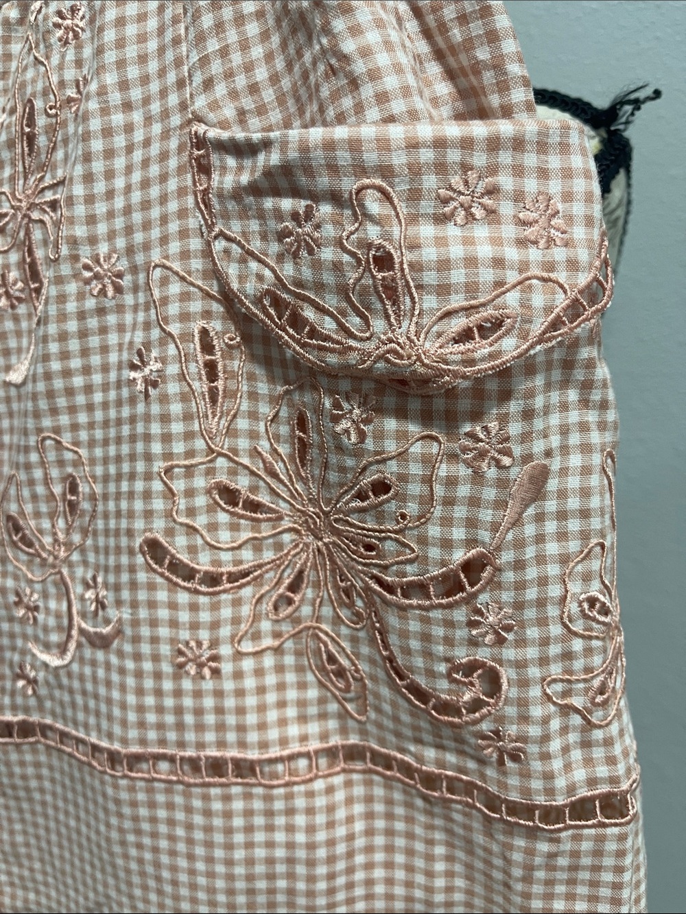 INNIKA CHOO cutwork button down skirt Peach Gingham - Picture 4 of 5